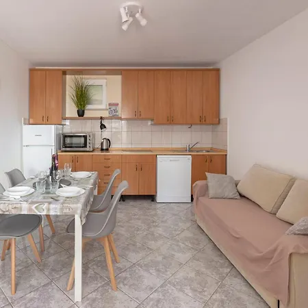 Apartma Serene Retreat Near Koper