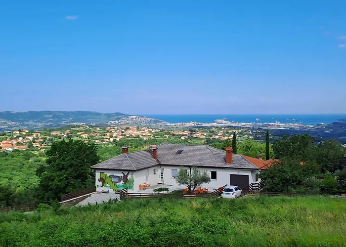 Martin And St Anton 公寓