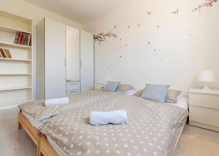 Martin And St Anton 公寓 *