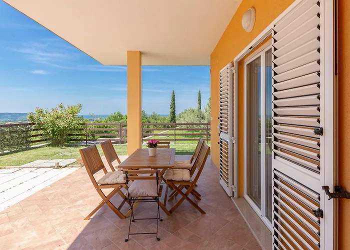 Martin And St Anton 公寓 *